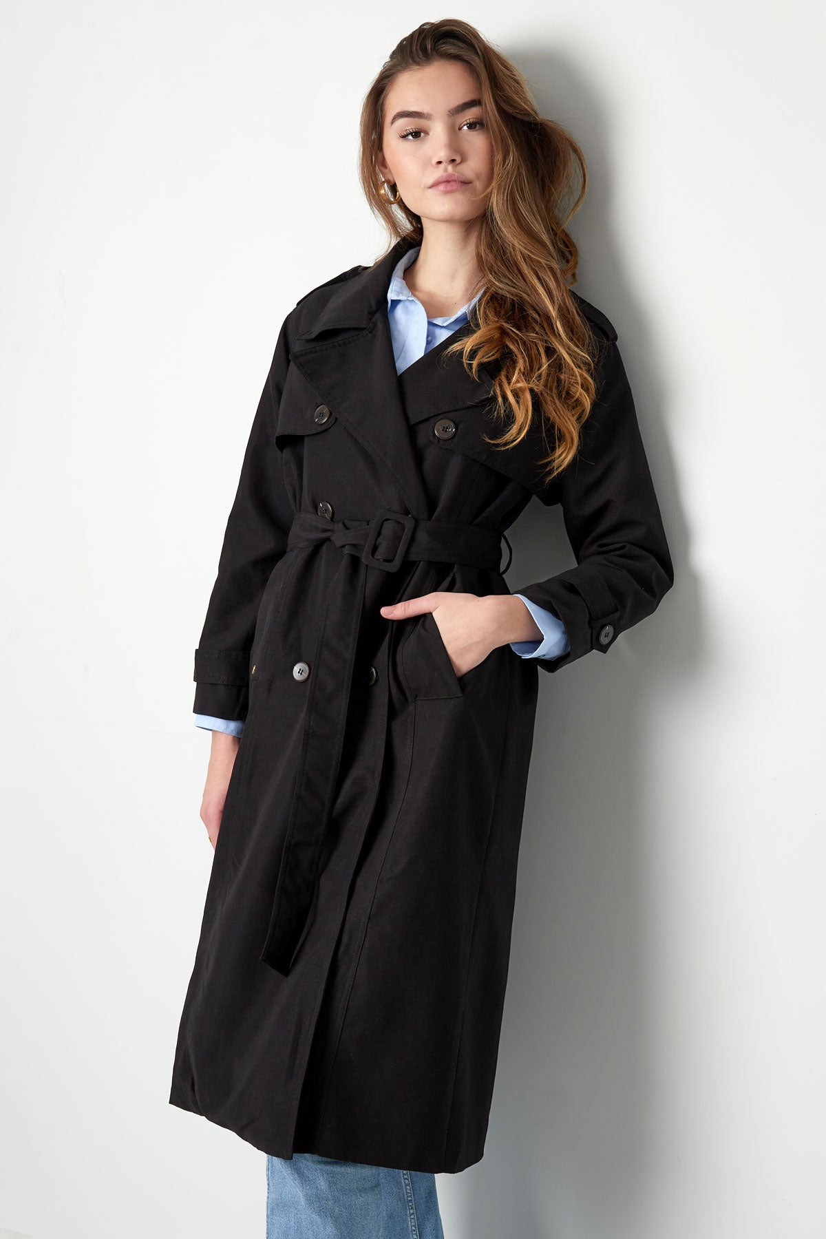 Isla Classic Trench - kan kombineres med ethvert outfit!
