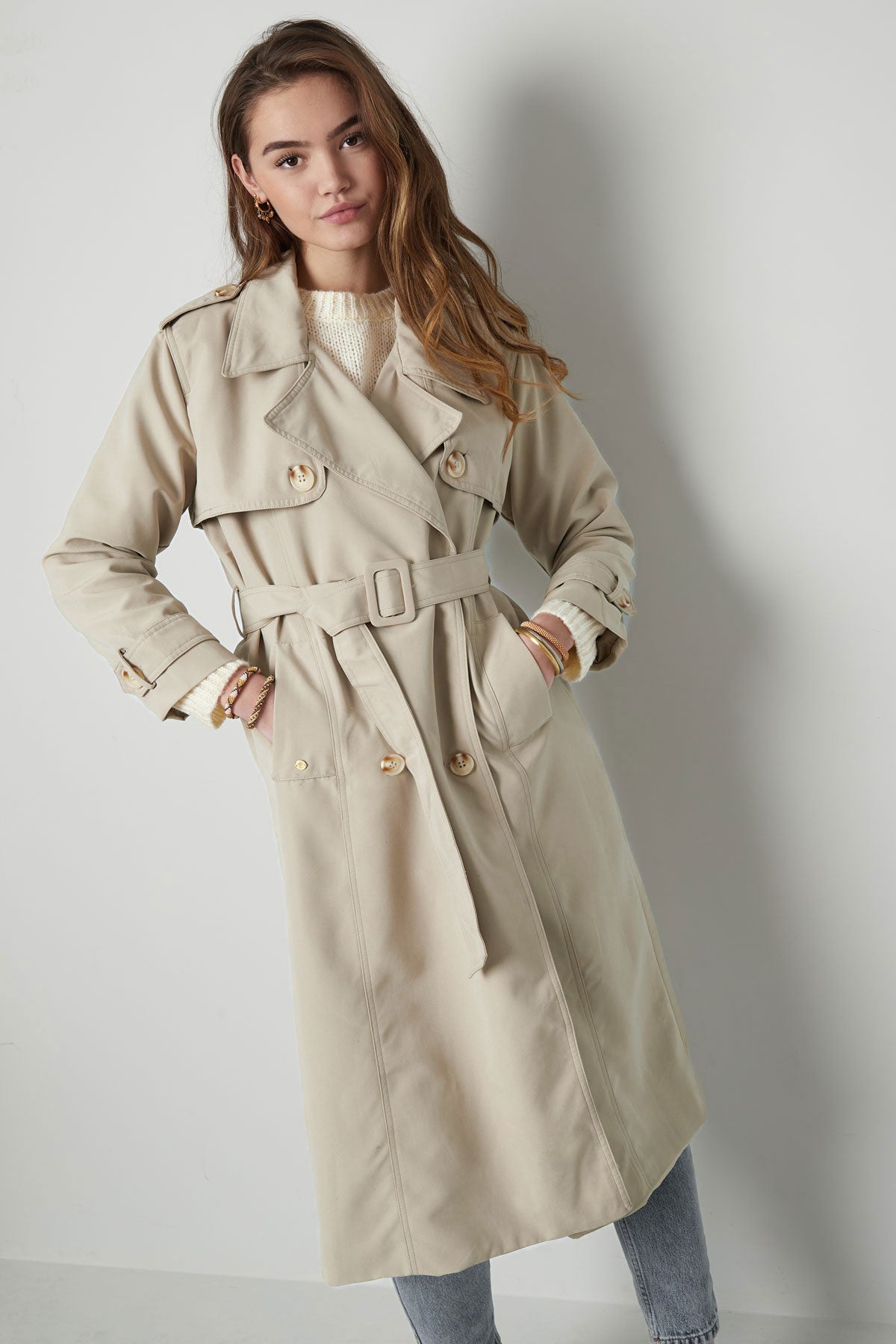Isla Classic Trench - kan kombineres med ethvert outfit!