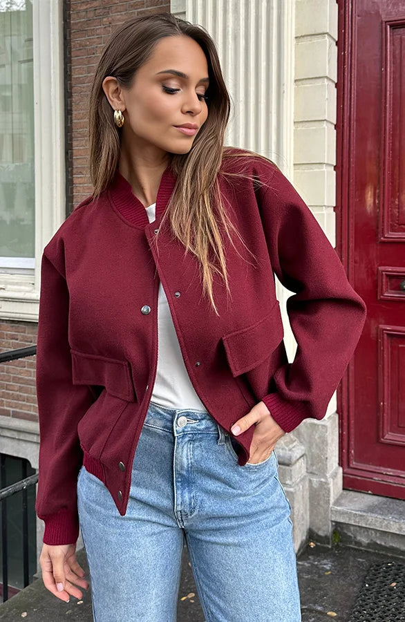 Isla All Day Bomber - kan kombineres med ethvert outfit!