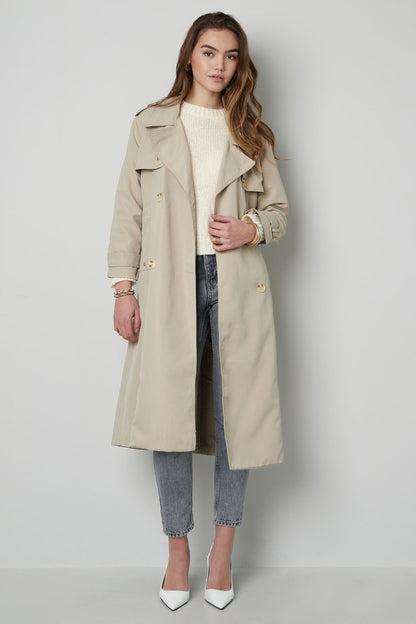 Isla Classic Trench - kan kombineres med ethvert outfit!