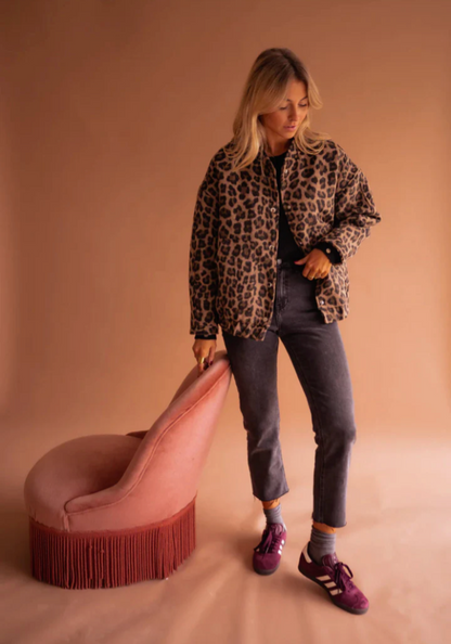 LEONA™ | Leopard bomberjakke